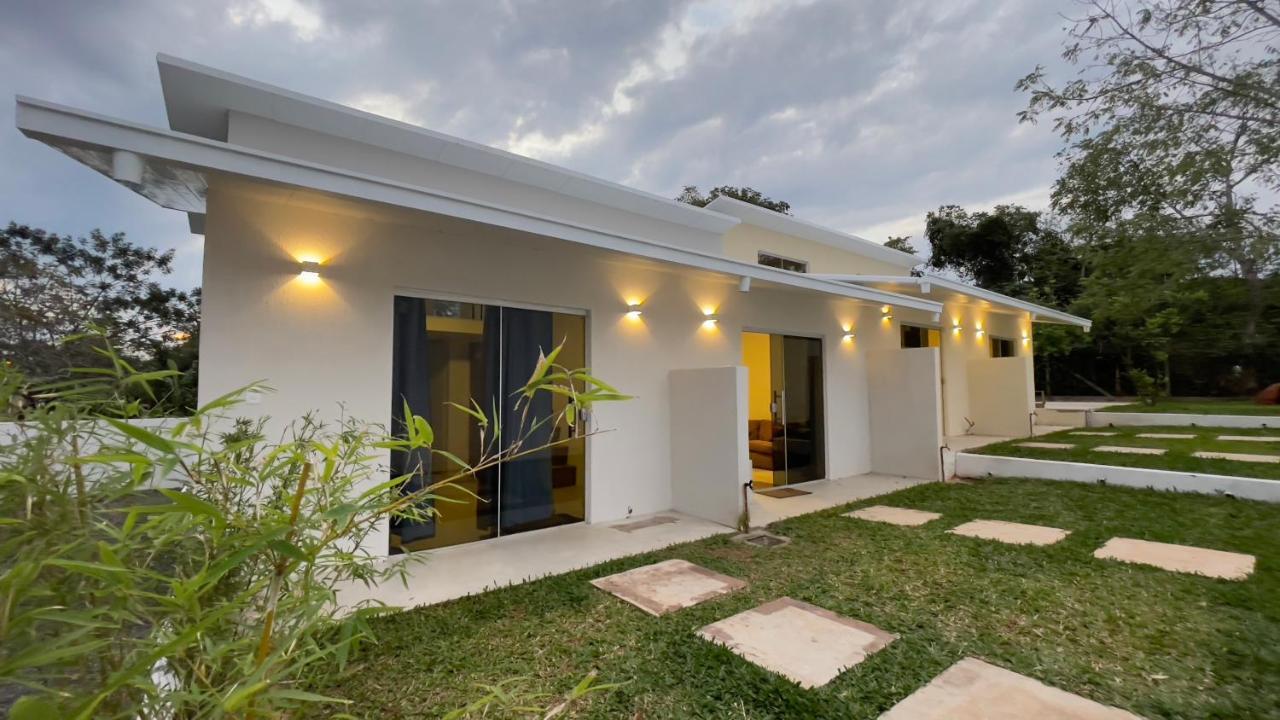 Tiny Houses En Asuncion. Zona Aeropuerto-Rakiura Luque Luaran gambar